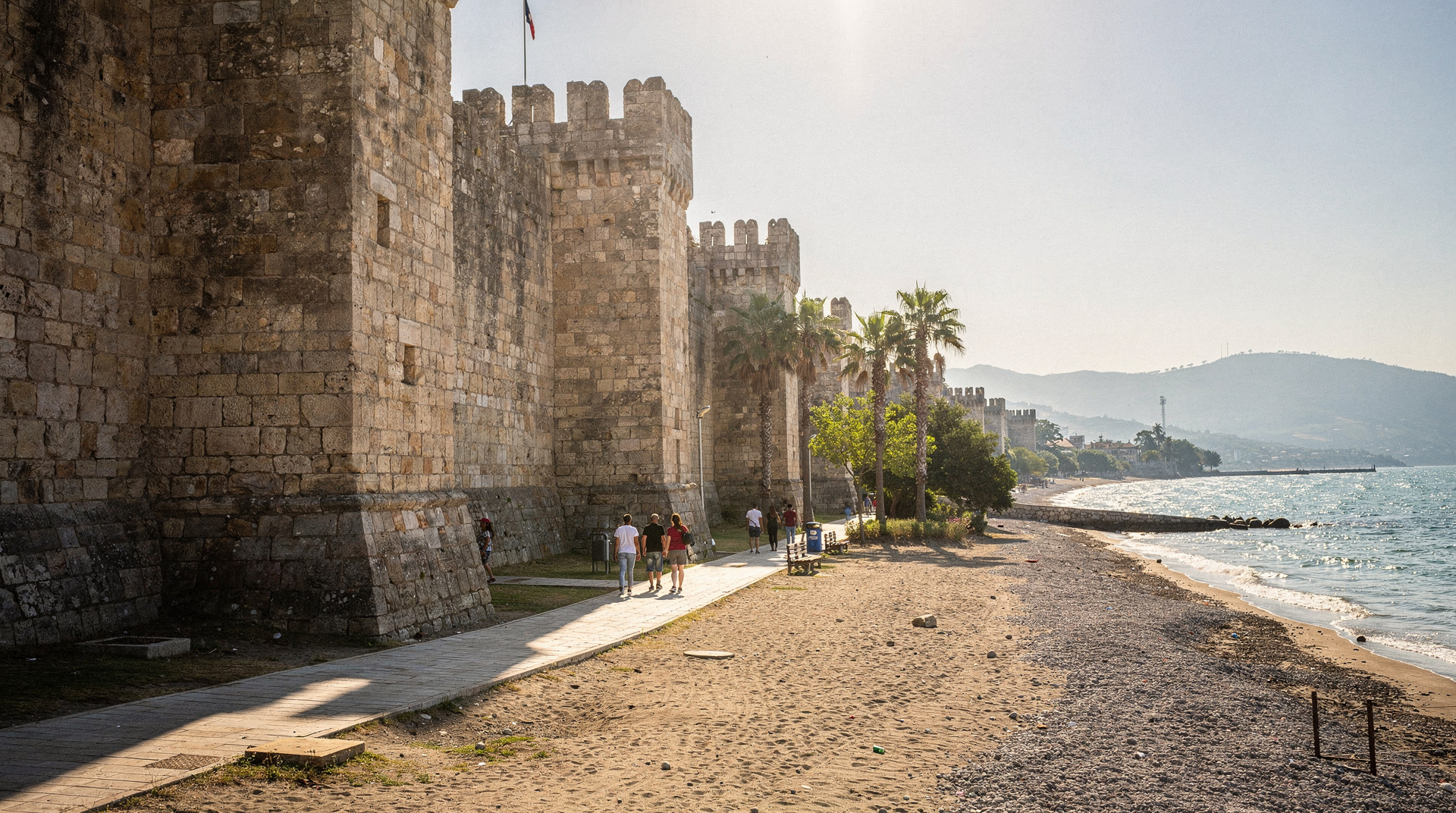 Gonio: la fortezza romana e la spiaggia al confine turco